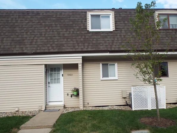 1969 Westbrook Dr, Jackson, MI 49201