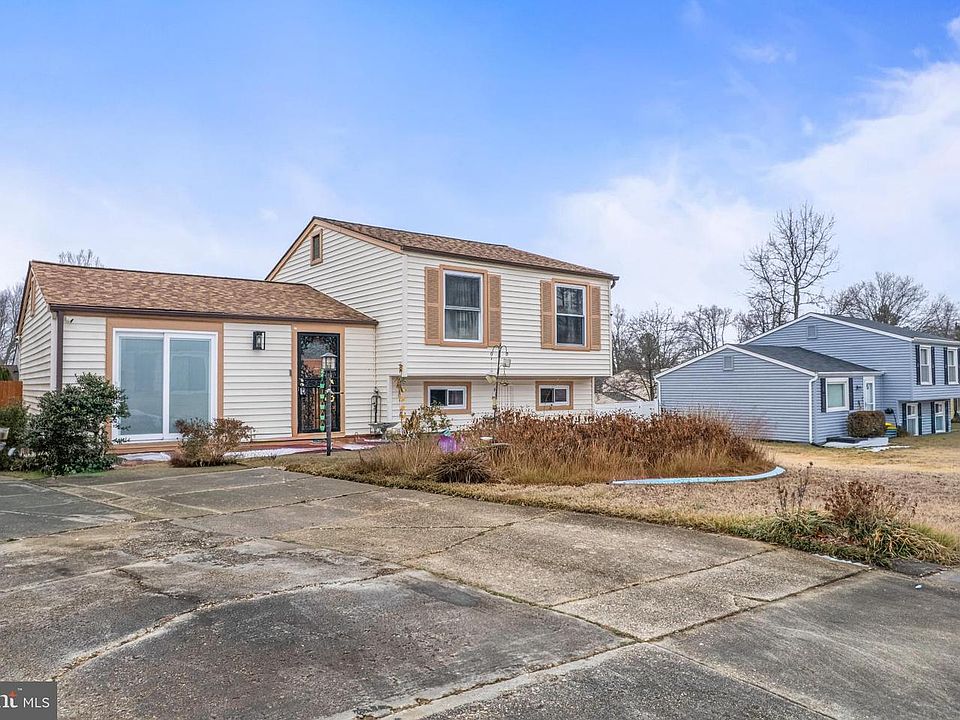 1st image of 6309 Elm Way