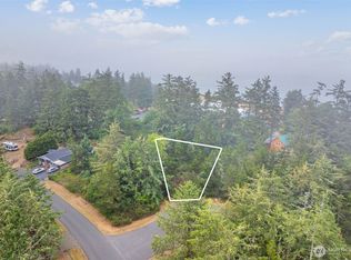 1016 Lola Ct SE, Ocean Shores, WA
