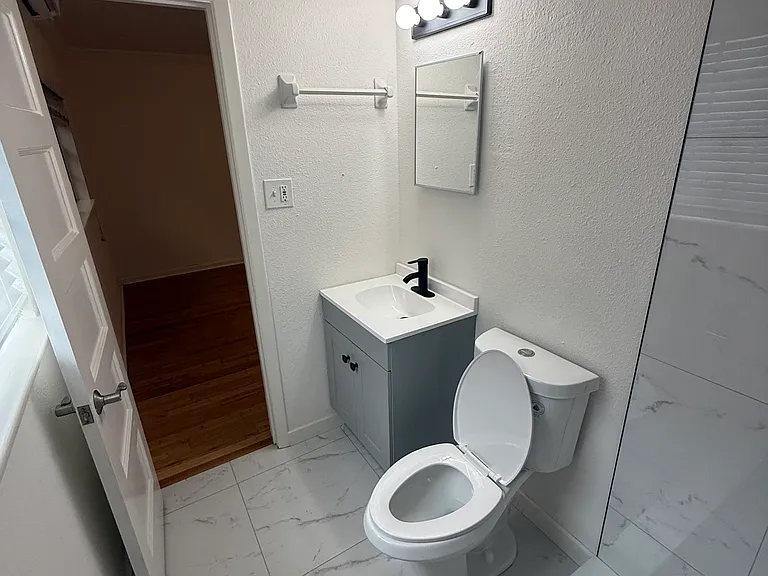 3119 W Deleon St #11 — Photo 16