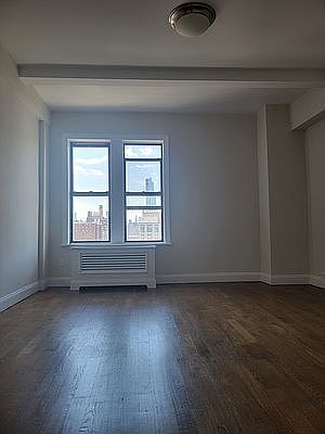 3rd image of 207 W 106th St APT 11C
