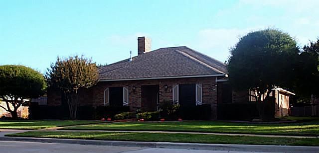 1st image of 4004 McClary Dr