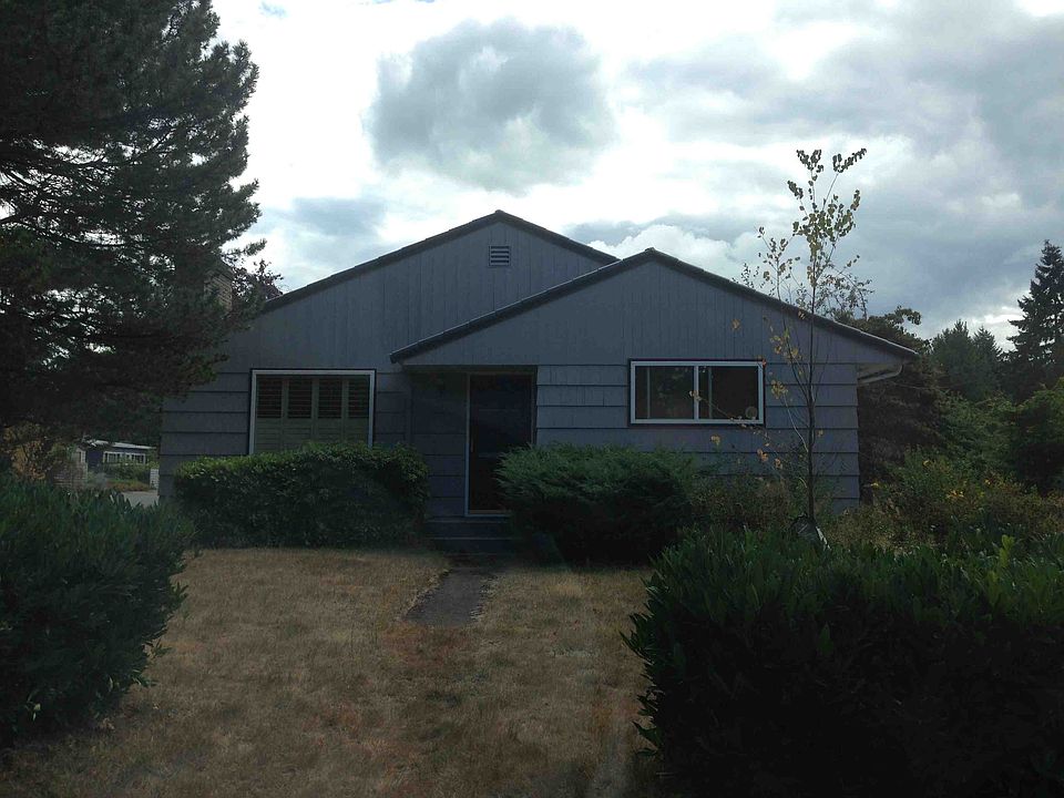 2nd image of 2757 NE 96th St