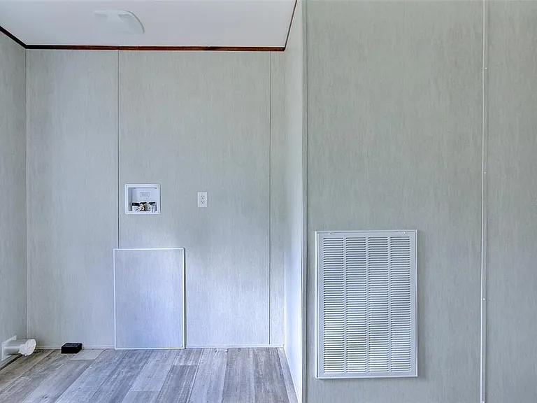 8595 NW 13th Ct — Photo 20
