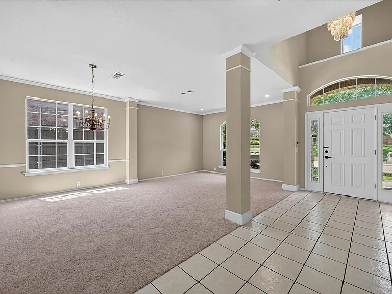 2328 Hunters Run Dr — Photo 12