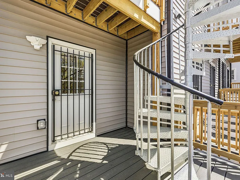 2532 Elvans Rd SE — Photo 19