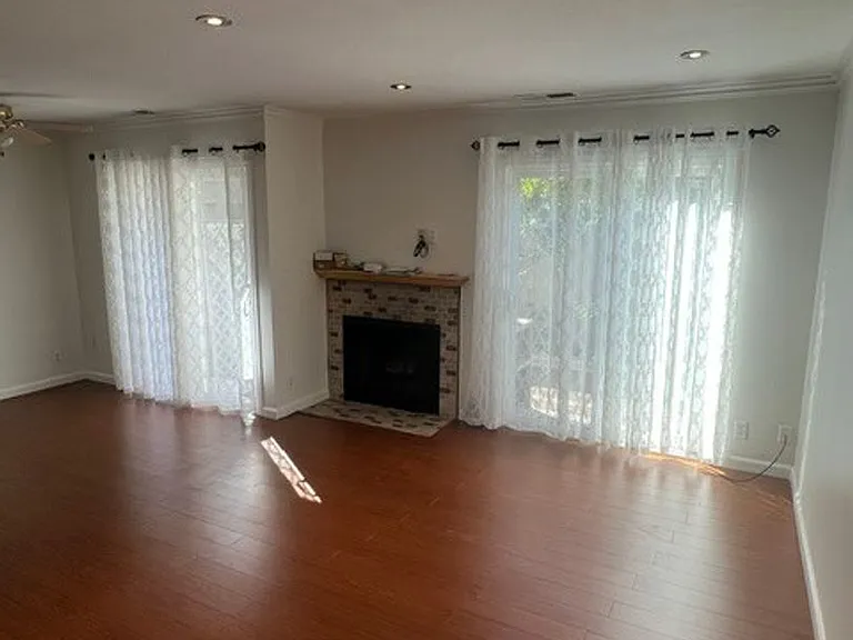 1220 Pine Creek Way #1 — Photo 3