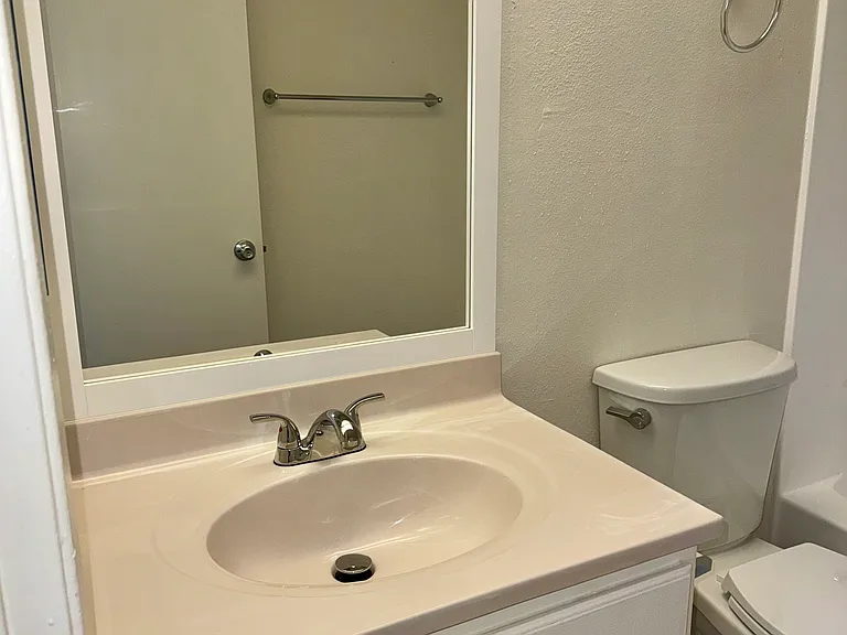 Mountain Gate Apartments — Photo 20