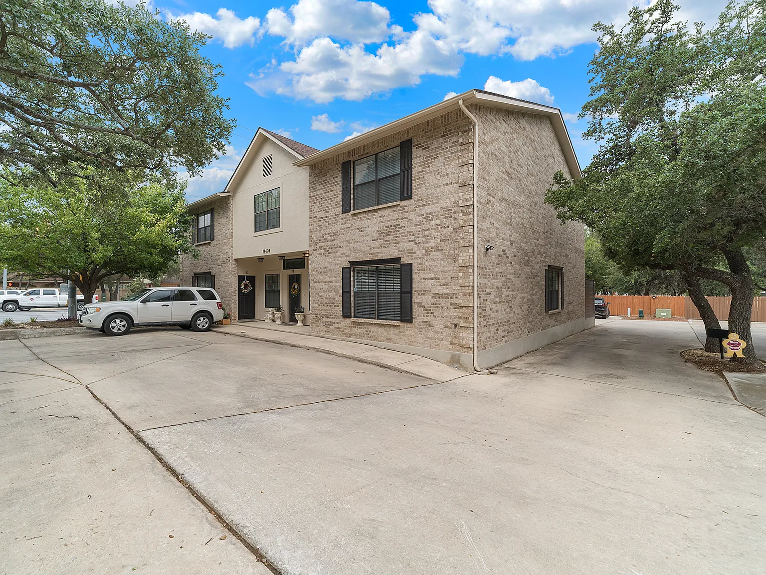 12403 Autumn Vista St — Photo 2