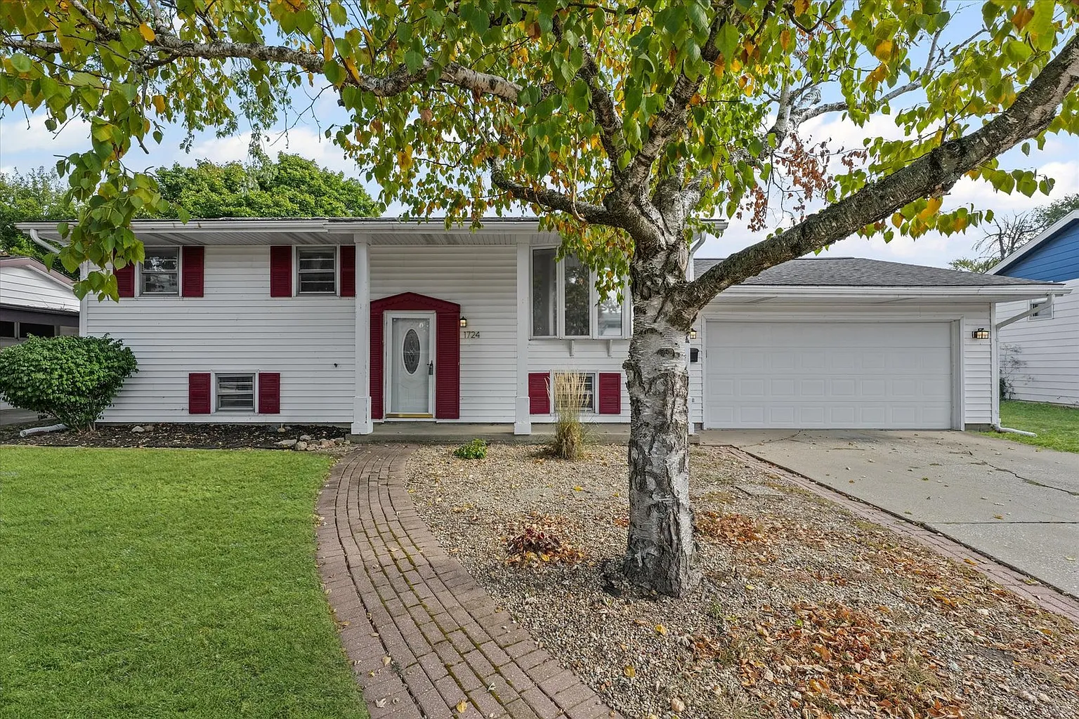 1724 Gleason Dr photo 1