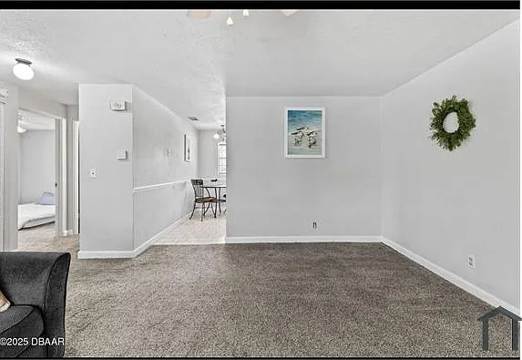 1750 S Palmetto Ave — Photo 5