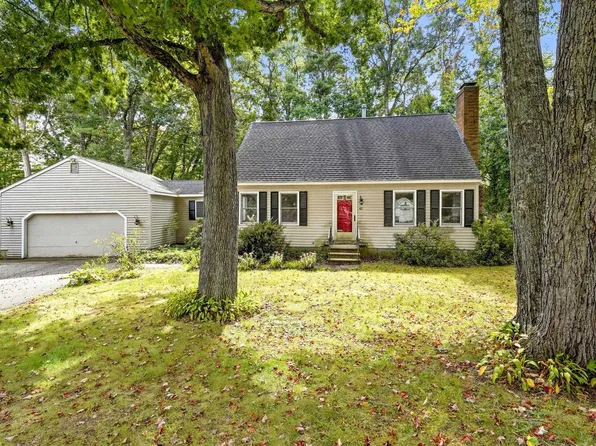42 Taschereau Boulevard, Nashua, NH 03062