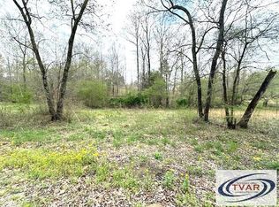 1570 Bethel Church Rd, Camden, TN 38320