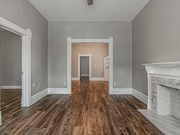 5th image of 214 Galapago St