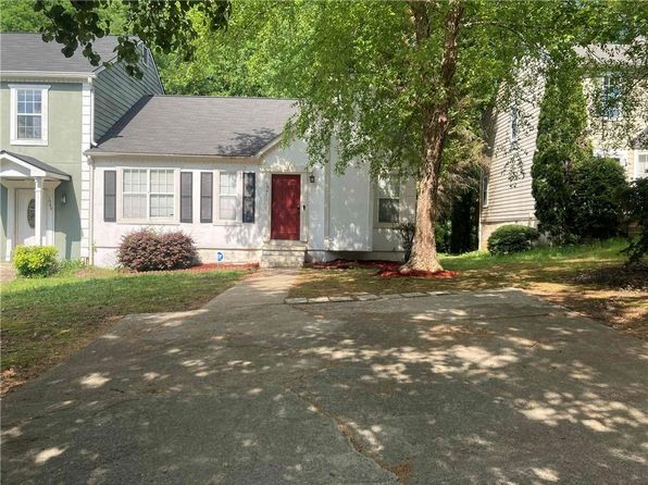 1047 Plantation Way NW, Kennesaw, GA 30144