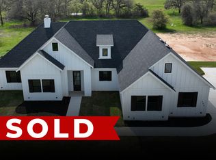 340 Zebrastone Way, Poolville, TX 76487