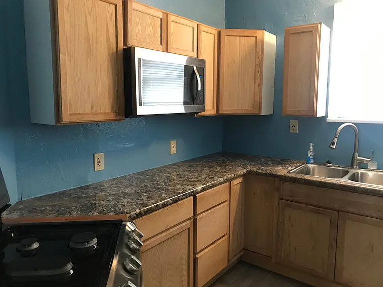 3204 Cuming St #A — Photo 11