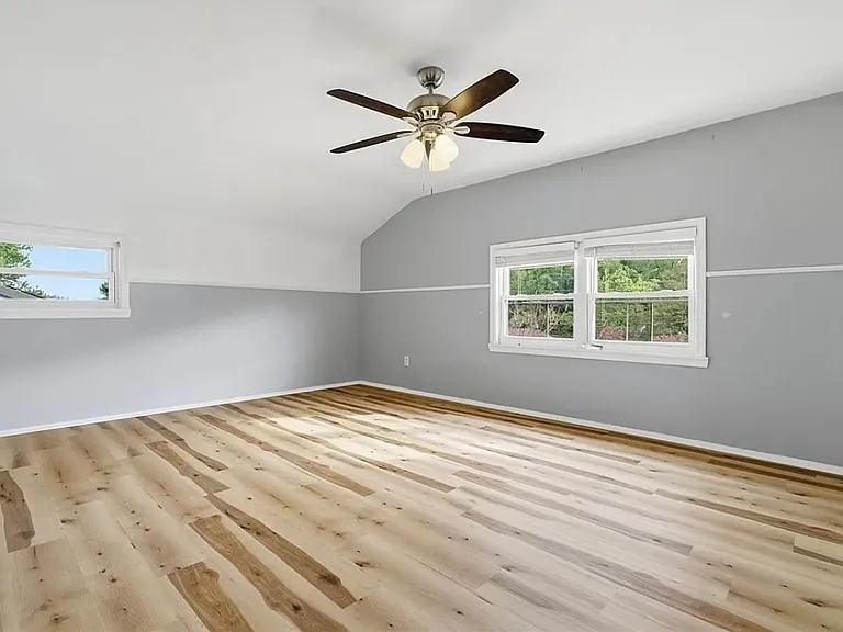 110 Dunbar Dr — Photo 15