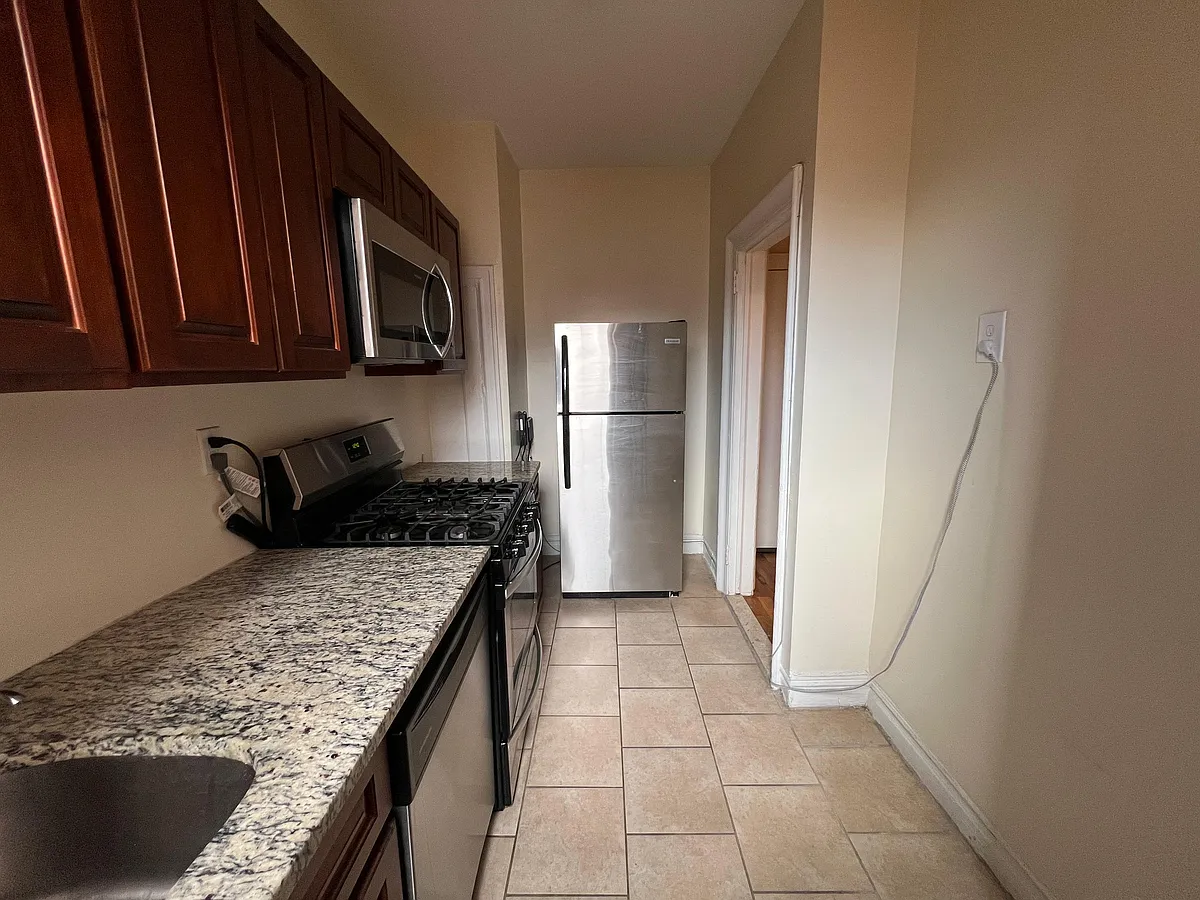 Building Photo - 326 Fairmount Ave #29E