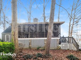 2765 Rock Creek Dr SW, Marietta, GA 30064