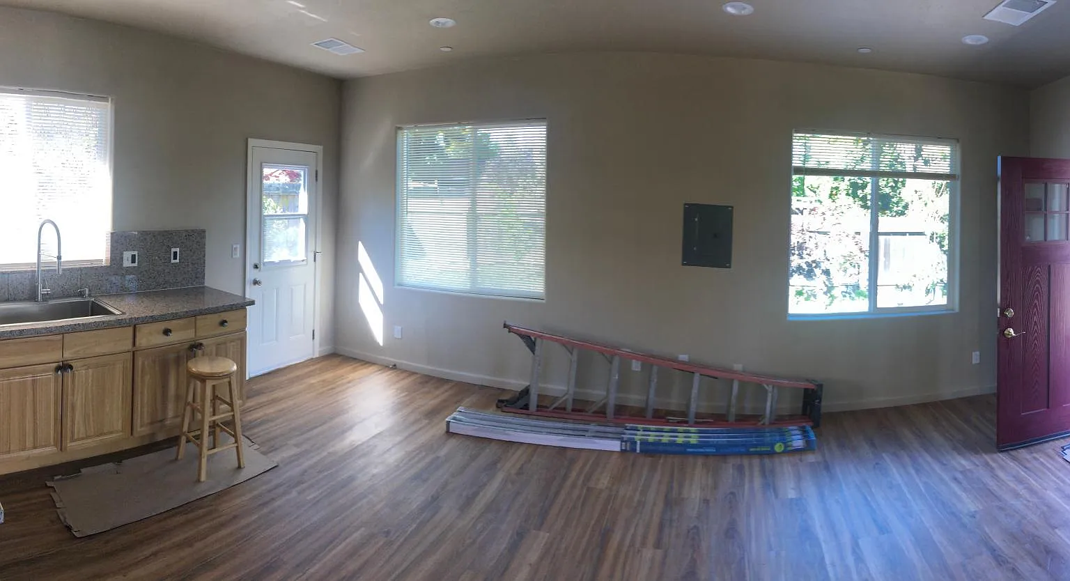 4178 Mitzi Dr — Photo 2