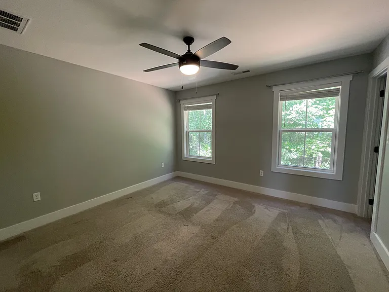 140 Sunburst Villa Dr #1 — Photo 7