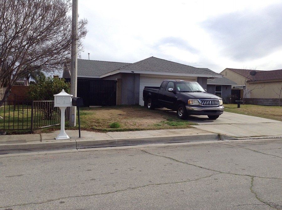 2nd image of 373 S Tamarisk Ave