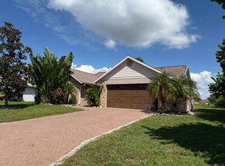 3209 69th St W, Bradenton, FL 34209