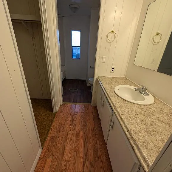 720 Hamilton St — Photo 5