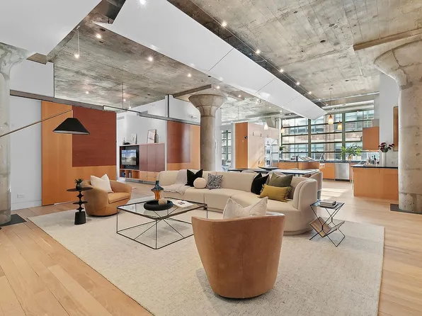 195 Hudson St APT 3A, New York, NY 10013