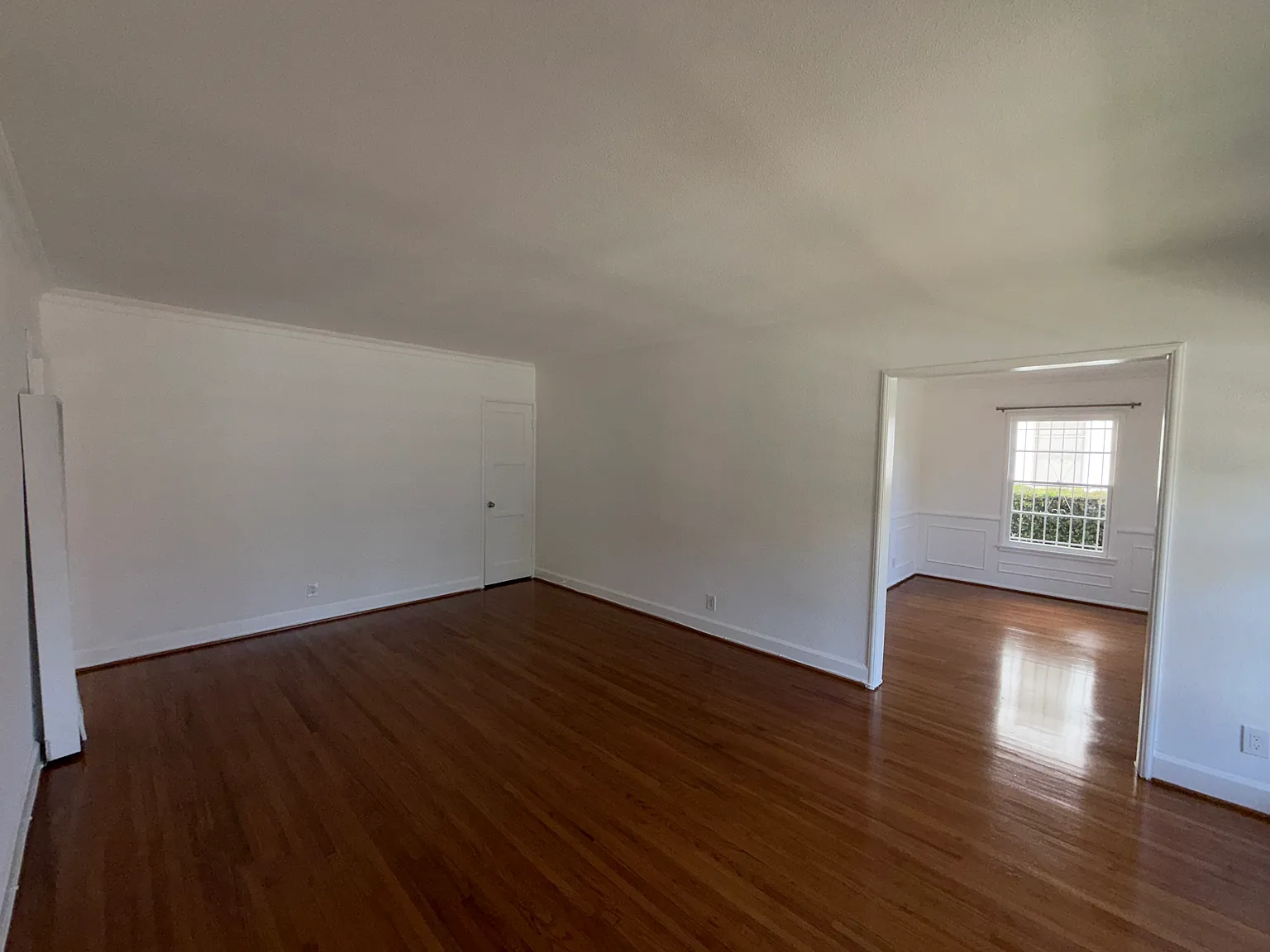 2 bed, 875 sqft, $3,250 — Photo 4