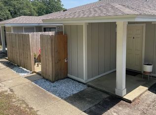 3361 Green Briar Cir APT A, Gulf Breeze, FL 32563