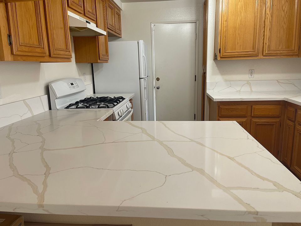 1st image of 19106 Pemberton Pl