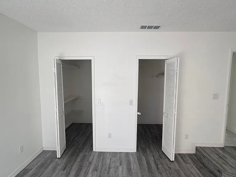 2020 Hidden Dale Ct — Photo 5