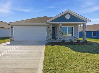 541 W Bluebird St, Gardner, KS 66030