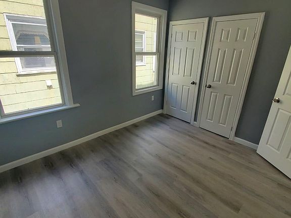 3rd image of 177 N 16th St Floor 3