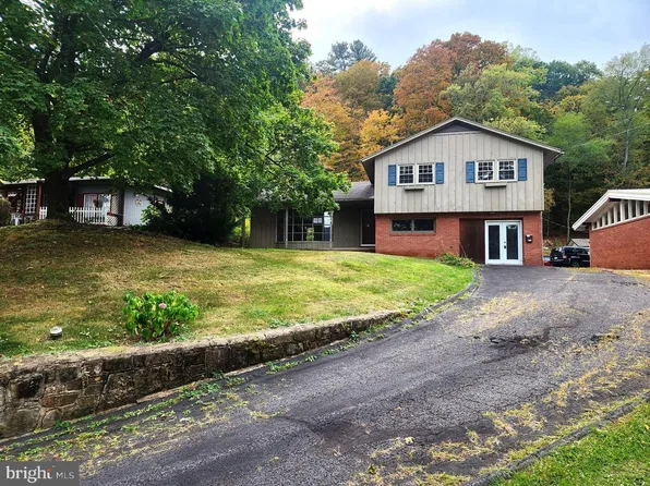 361 Susquehanna Ave, Lock Haven, PA 17745