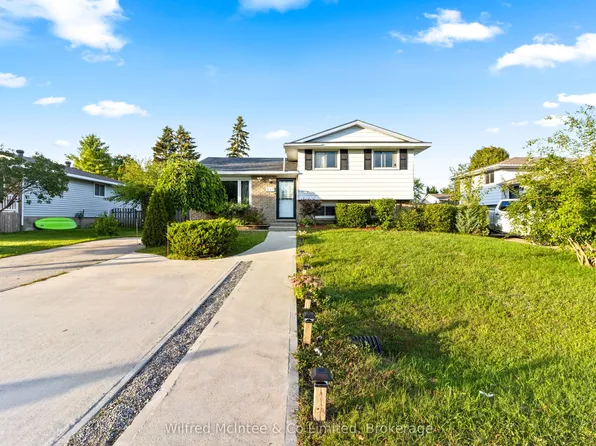 517 Wales Dr, Saugeen Shores, ON N0H 2C1