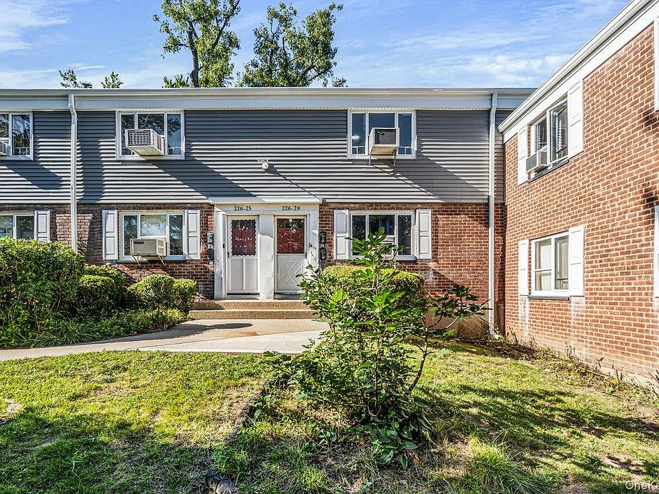 1st image of 226-29 Manor Rd #2 Upper