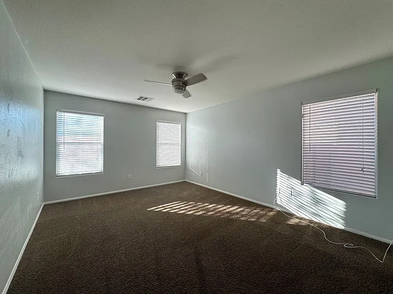 11087 Deluna St — Photo 8