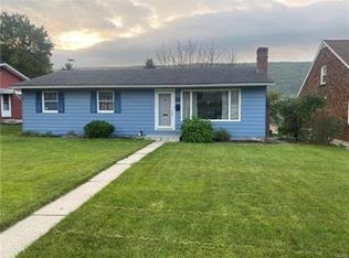 730 Columbia Ave, Palmerton, PA 18071