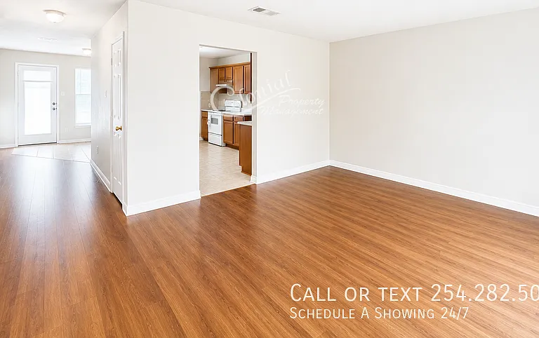 5406 Boot Scootin Ct — Photo 4