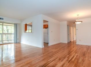 16 Montrose Manor Ct APT C, Catonsville, MD 21228