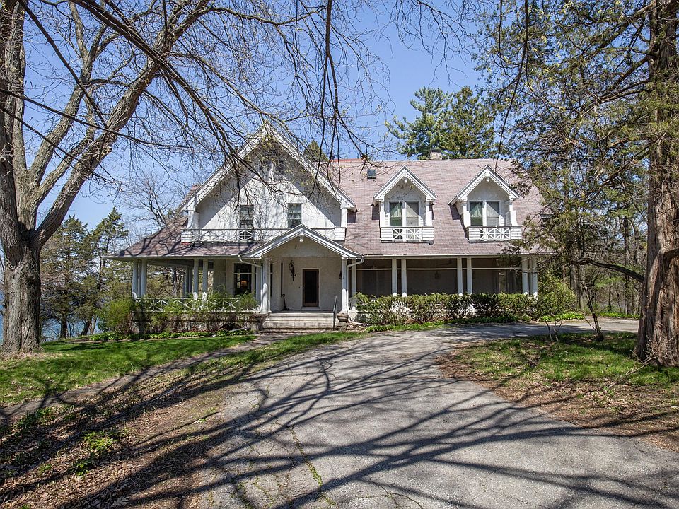 Apple - Babacar 31925 W Apple Ln, Hartland, WI 53029 | Zillow