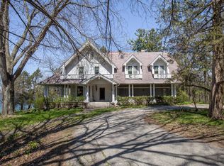 31925 W Apple Ln, Hartland, WI 53029