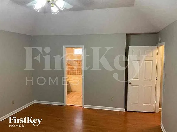 350 E Nolley Dr — Photo 6