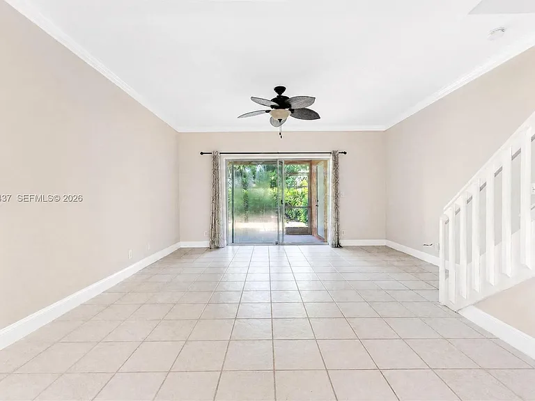 932 Kokomo Key Ln — Photo 4