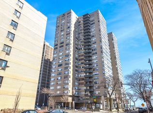 6301 N Sheridan Rd APT 23J, Chicago, IL 60660