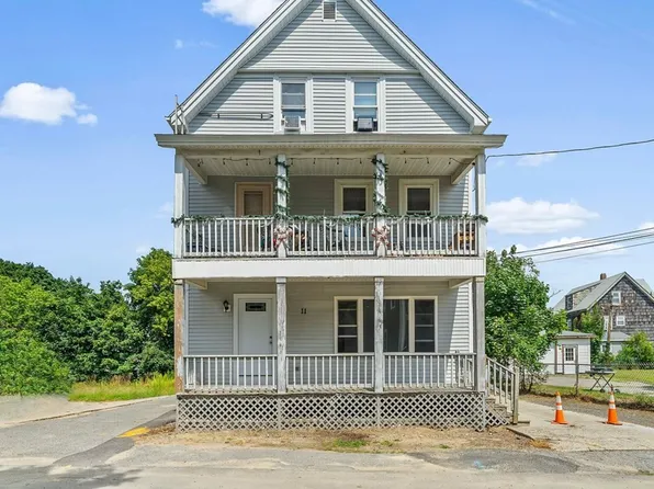 11 Powers Ave, Taunton, MA 02780