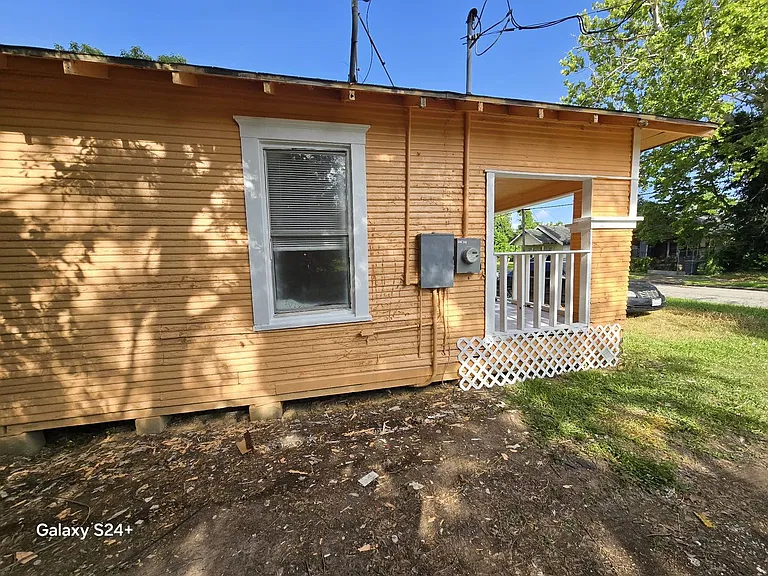 755 Doucette Ave — Photo 15